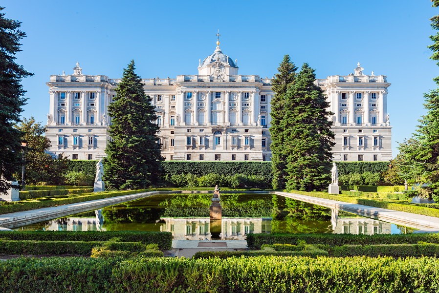 PALAZZI PIU' LUSSUOSI DEL MONDO Madrid – Palazzo Reale, il più grande dell'Europa occidental