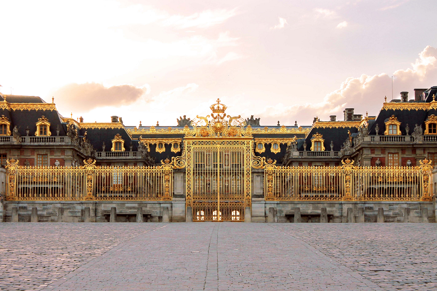 PALAZZI PIU' LUSSUOSI DEL MONDO Parigi – L’eleganza della Reggia di Versailles 