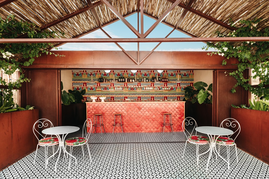 alessandro enriquez - boutique resort Braccialieri