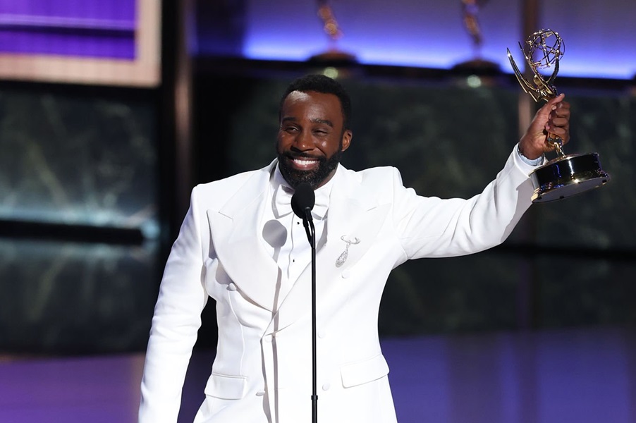 Emmy Awards 2025: Vincitori e tanto glamour