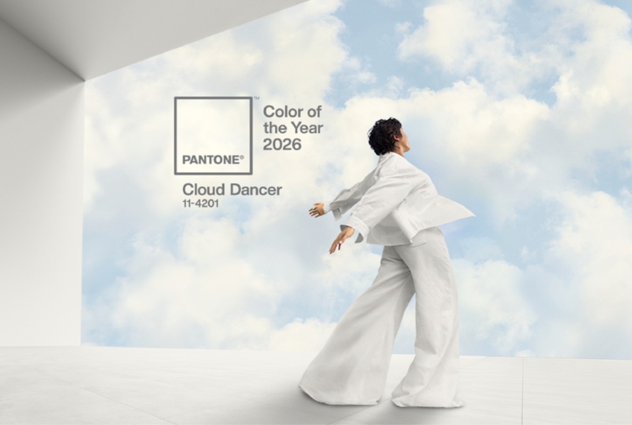 Cloud Dancer, Colore Pantone 2026, un Sospiro di Chiarezza