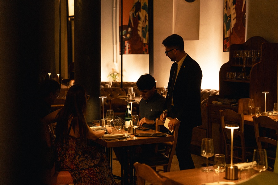 Giulia Urban Retreat: Lusso & Cucina d’Autore a Roma