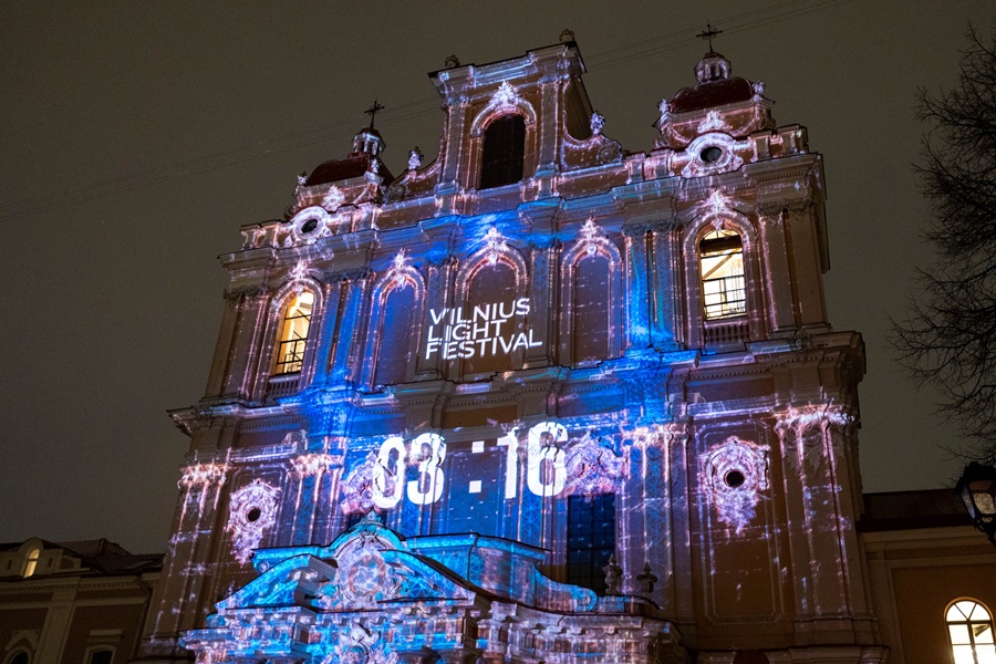Vilnius Celebra il 703° Compleanno col Festival della Luce