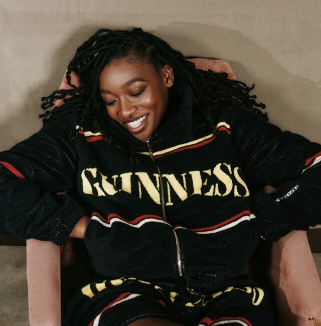 Guinness x JW Anderson la nuova capsule ispirata all’Irlanda